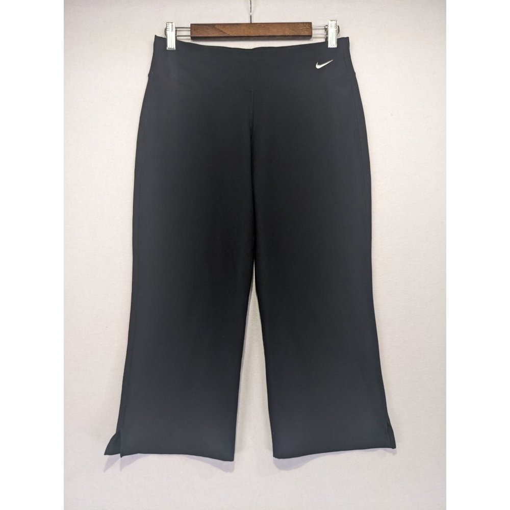 Nike Wide Leg Capris Leggings Women's Medium Black Stretch Athletic Athleisure
